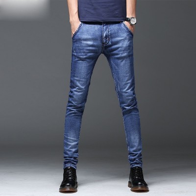 Calça Jeans Skinny Moderna...